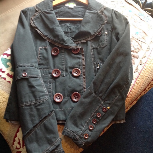 Jacket - Picture 3 of 3
